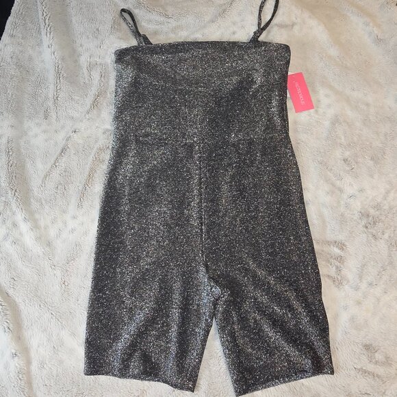 Sparkly silver romper by Show Dazzle *NWT* - Picture 1 of 3